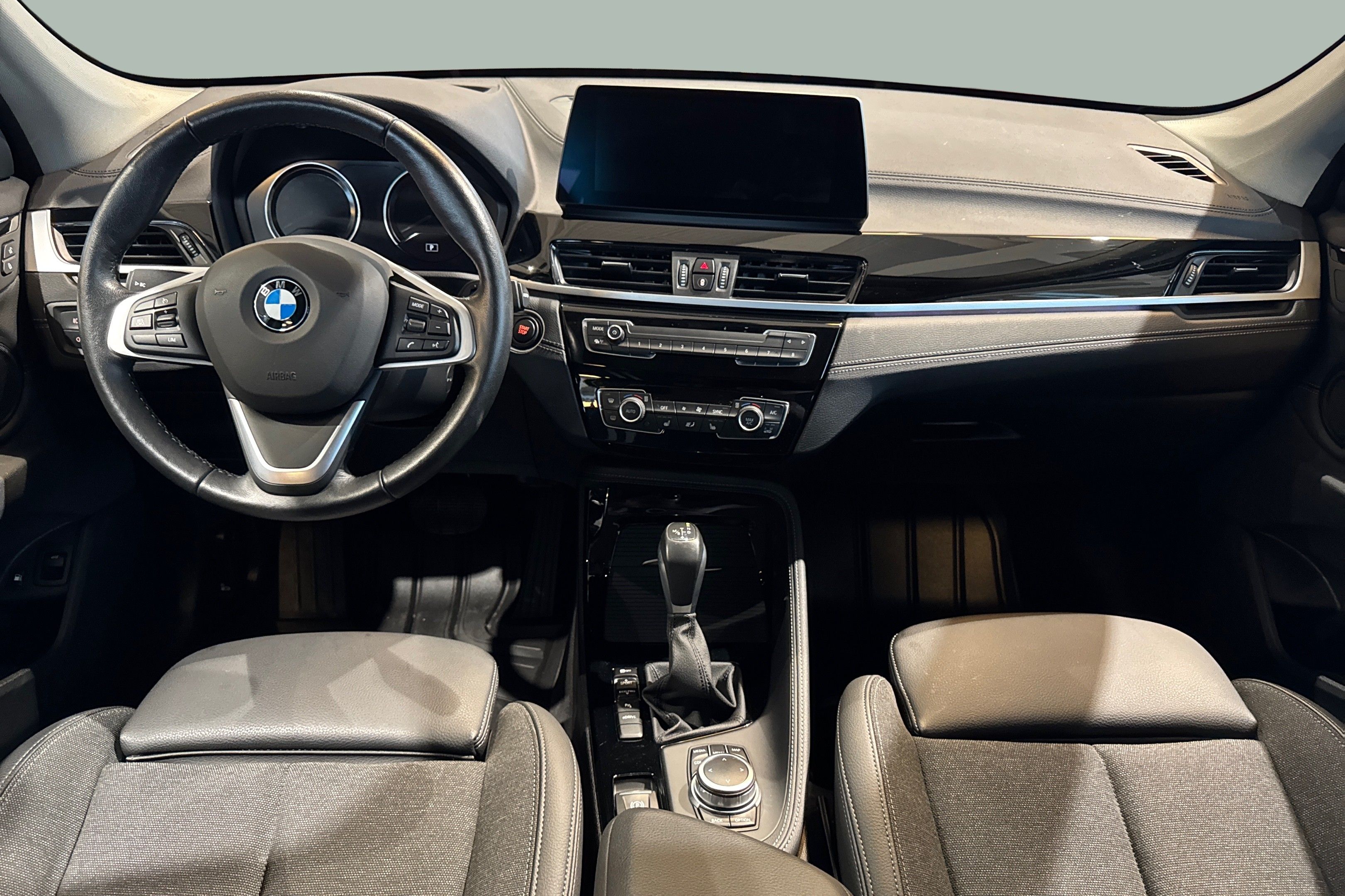 Thumnail bilde 3 av BMW X1 xDrive25e