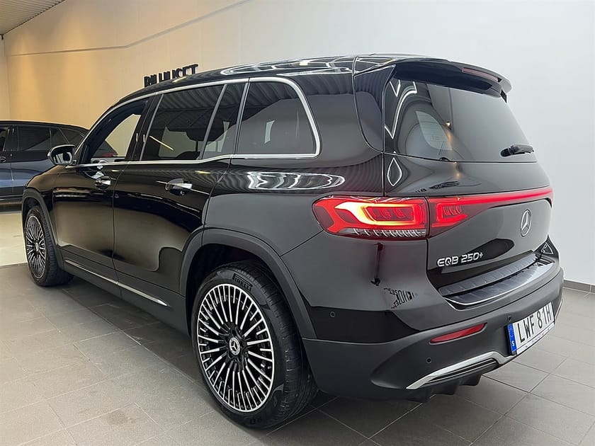 Bild 4 av Mercedes-Benz EQB 250+ 250 plus 190hk AMG Adapt farth/Navi/360K/MOMS