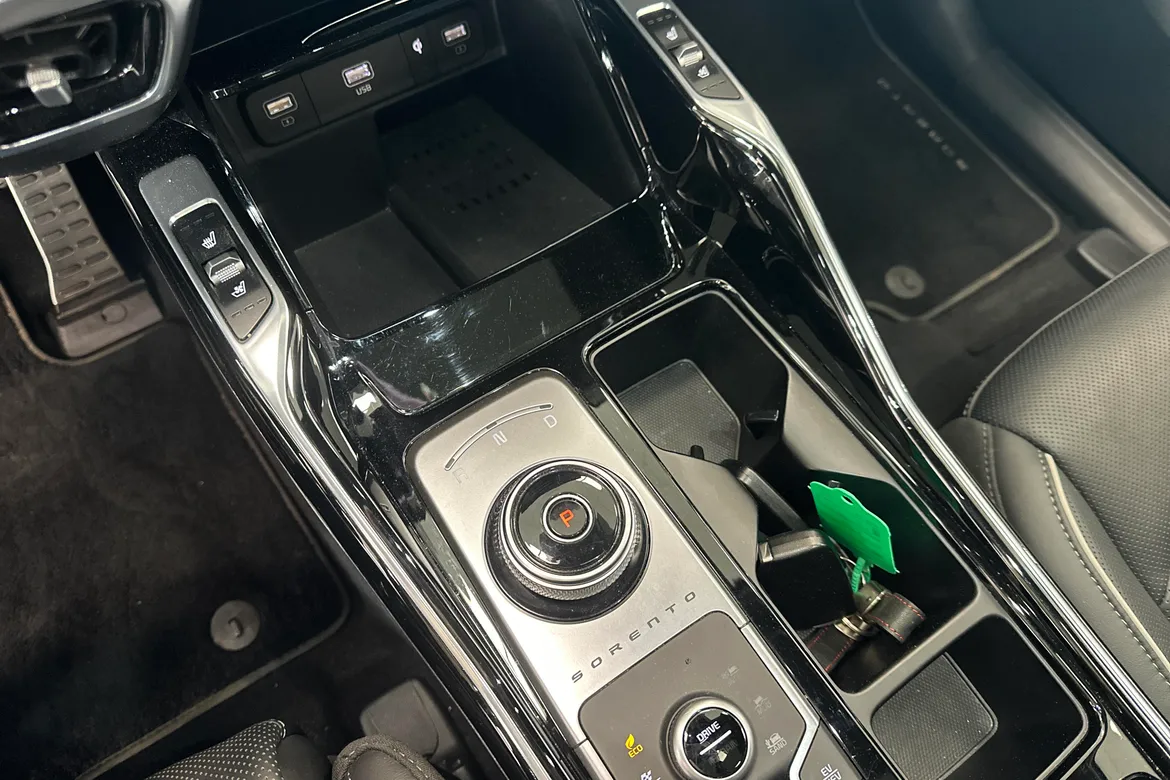 picture of a car