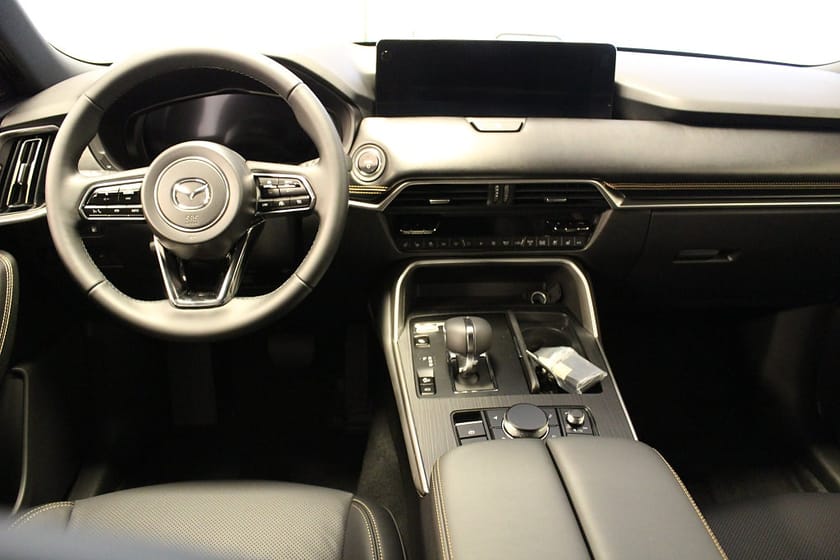 Bild 3 av Mazda CX-80 PHEV 2.5 PHEV, AWD, A8, Homura Plus, PANO, COSO, BLOP