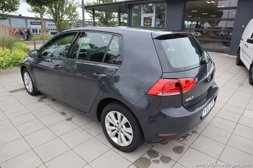 Bild 3 av Volkswagen Golf 1.4 TSI BMT MultiFuel 5-door 122hk Farthållare AC Svensksåld