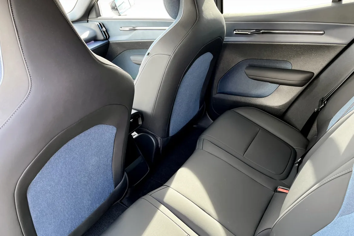 Volvo EX30 Single Motor Extended Range