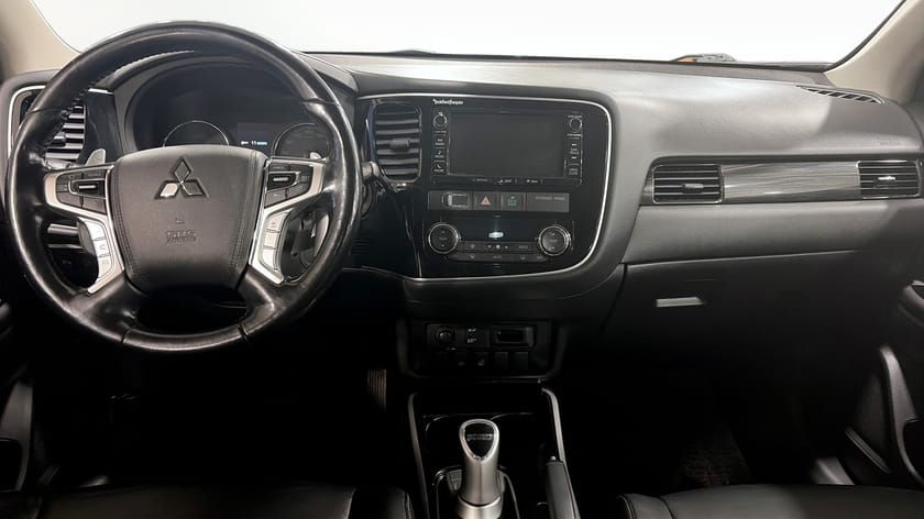 Bild 4 av Mitsubishi Outlander PHEV 4wd/ Dragkrok