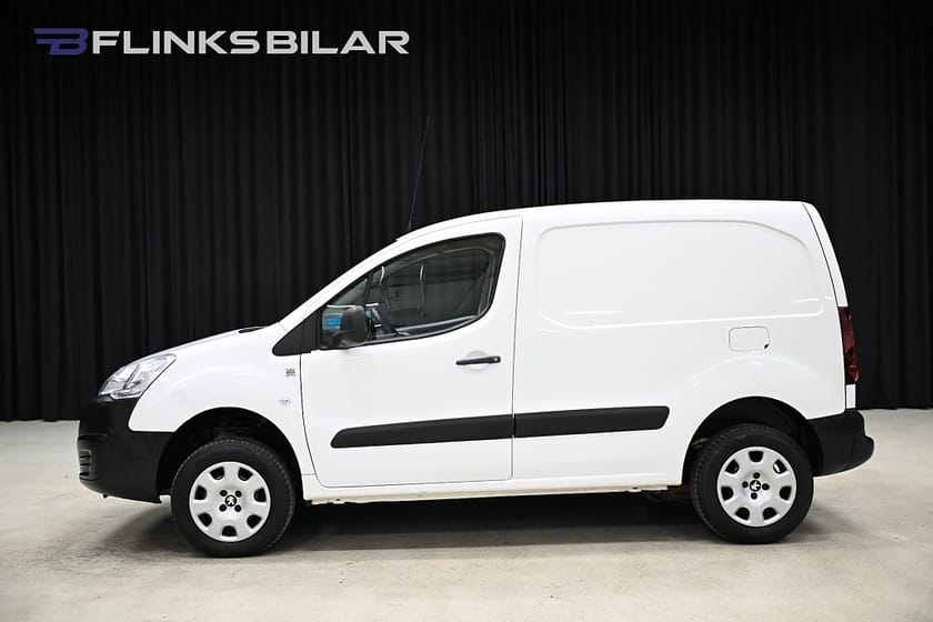 Bild 2 av Peugeot Partner Van Utökad Last 1.6 BlueHDi 4x4 99HK Inredd|Drag|Värmare|EnÄgare|SeUtr!
