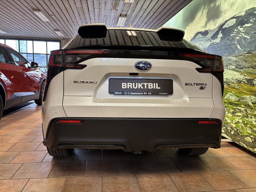Bilde 3 av Subaru Solterra Toppmodell med panorama