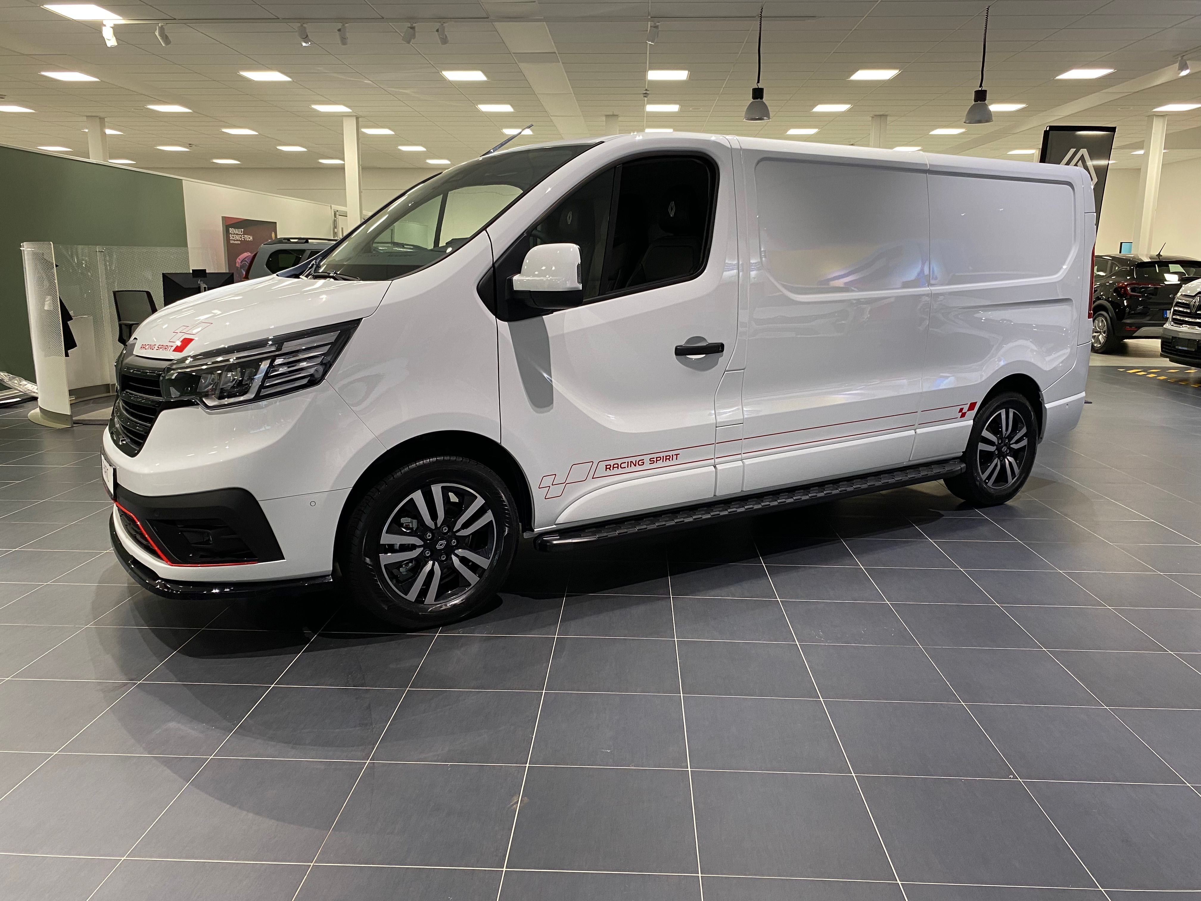 Renault Trafic Skåpbil