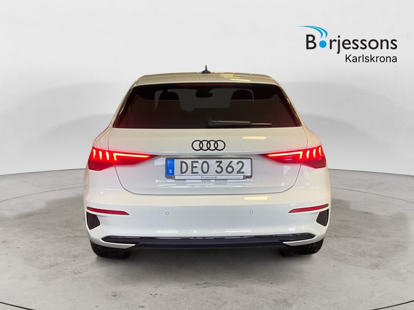 Bild 4 av Audi A3 Sportback 40 TFSI e Proline Advanced 204hk teknikpaket, keyless,adapti