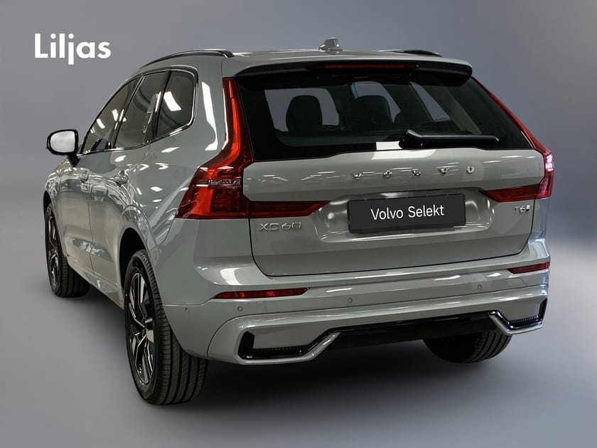 Bild 4 av Volvo XC60 T6 AWD Plus Dark Nordic Edition//360-kamera//Drag//
