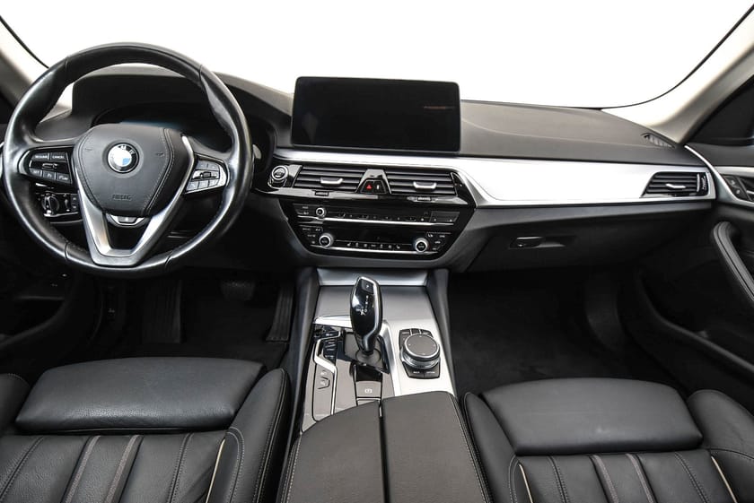 Bilde 5 av BMW 530e xDrive Sedan 