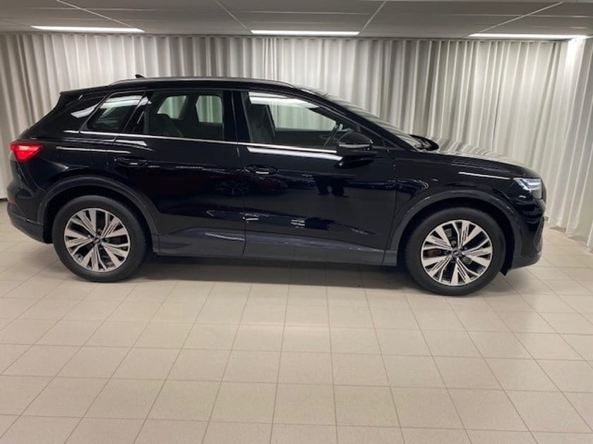 Bild 3 av Audi Q4 40 e-tron PROLINE 150,00 KW  "SE SPEC"