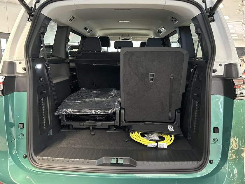 Bild 3 av Volkswagen ID. Buzz LWB PRO 7-SEATS HJULBAS: 3239 MM MOTOR: 2