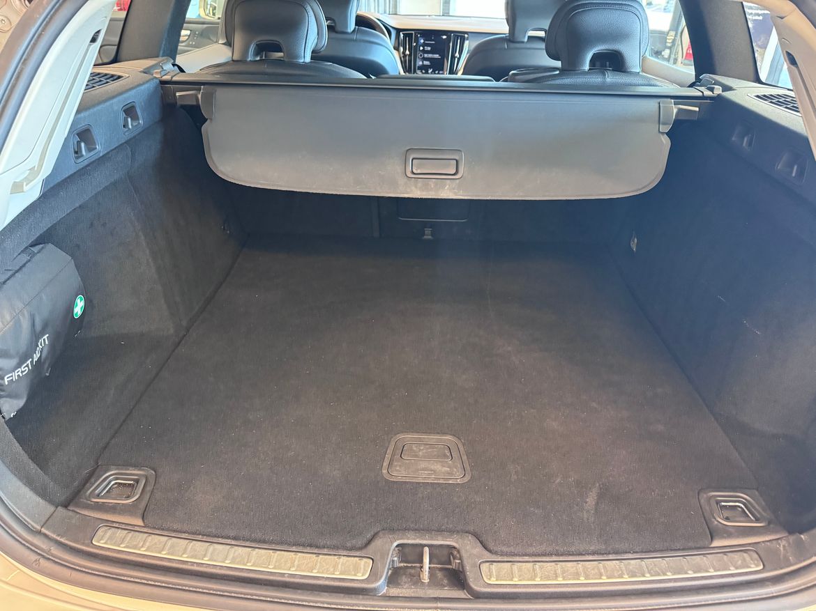 Volvo V60 2019 - miniatyr 7