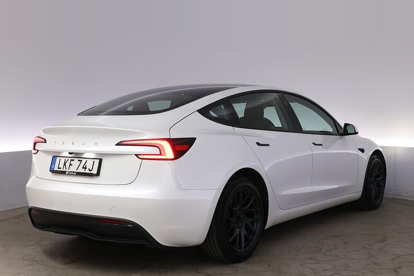 Bild 5 av Tesla Model 3 Standard Range Highland Autopilot Pano V-hjul