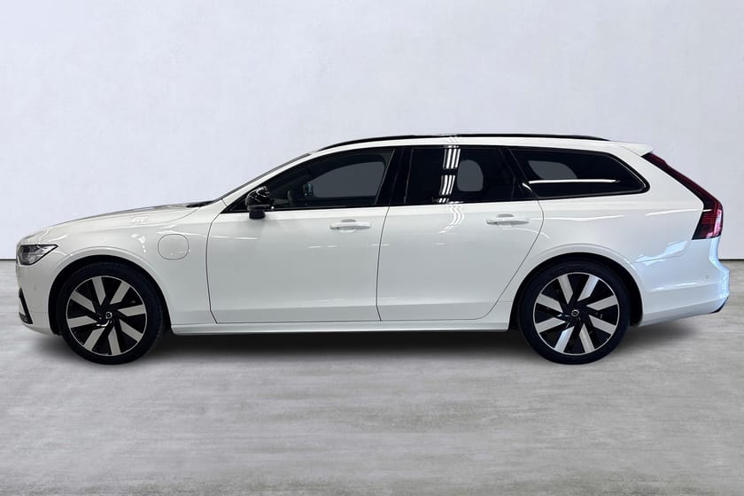 Bild 2 av Volvo V90 Recharge T6 Plus Dark