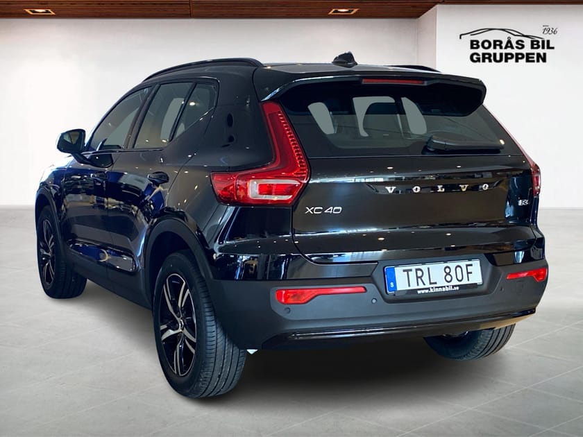 Bild 2 av Volvo XC40 B3 FWD Bensin Plus Dark