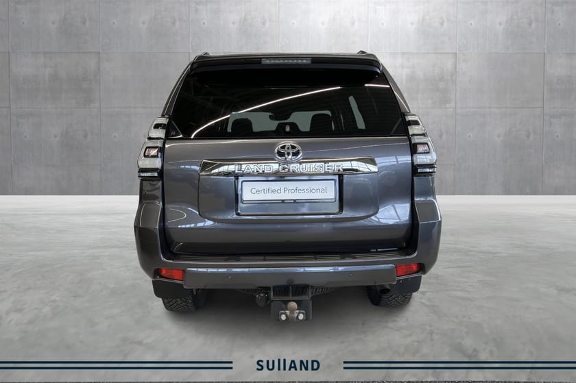 Bilde 4 av Toyota Land Cruiser 5-dørs 2.8l 204hk - Black Edition, GX, 4x4, 1 eier