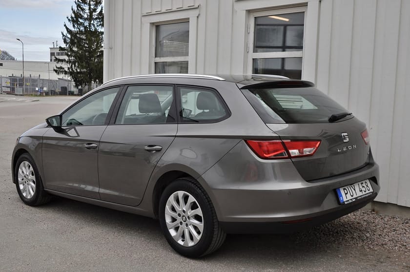 Bild 4 av SEAT Leon ST 1.2 TSI Aut Style 110hk Backkamera Motorvärmare