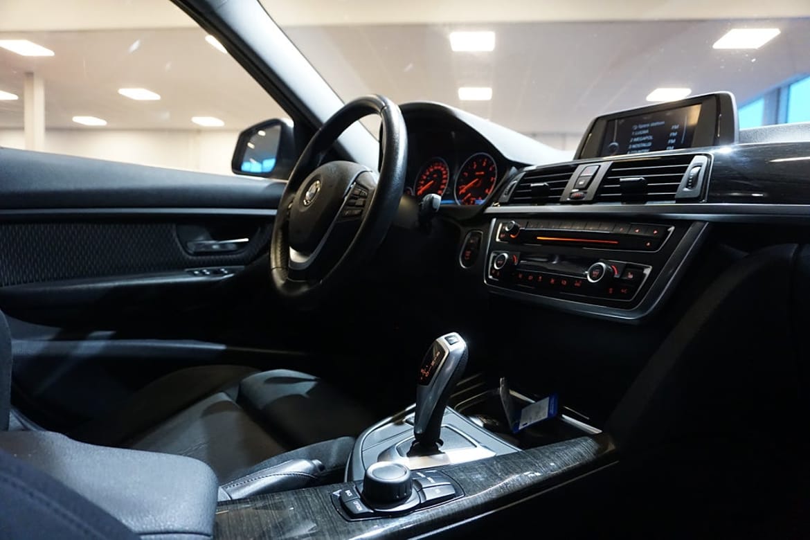 BMW 3-serie 2014 - miniatyr 16