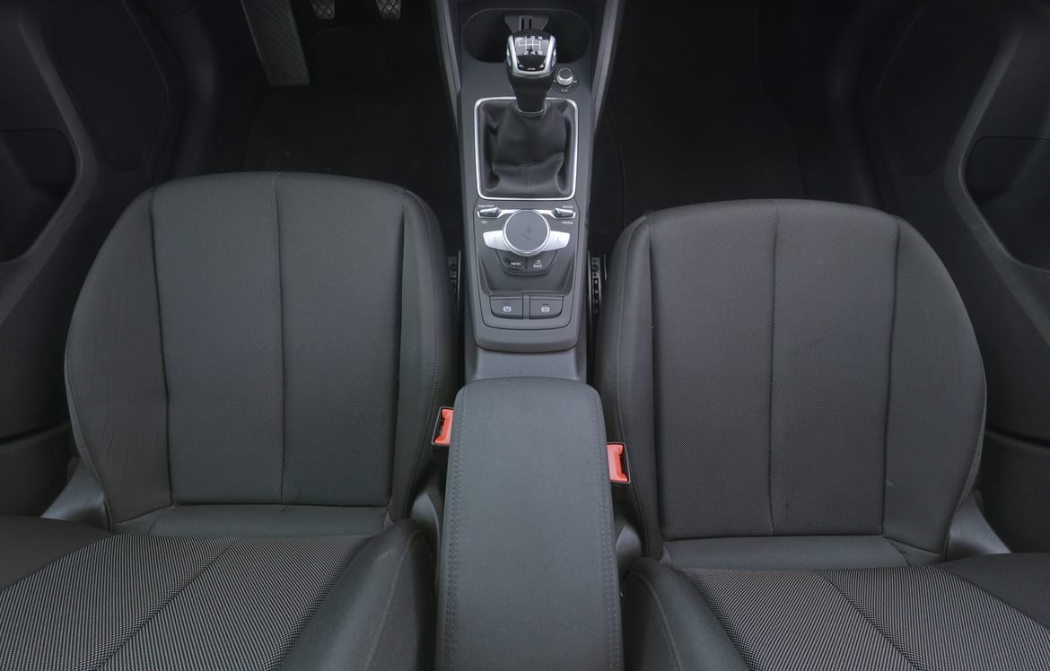 Audi Q2 2023 - miniatyr 9