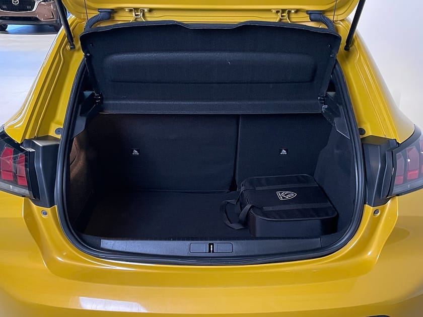 Bild 5 av Peugeot e-208 Active pack 50 kwh - 35 mil räckvidd ,apple carplay