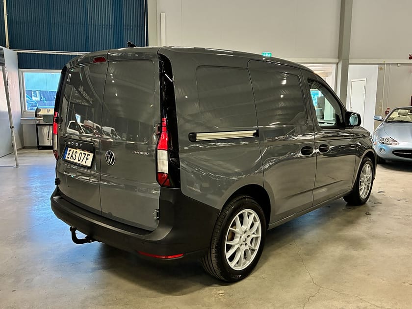 Bild 3 av Volkswagen Caddy Cargo eHybrid 150hk Plug-in hybrid | Vinterhjul