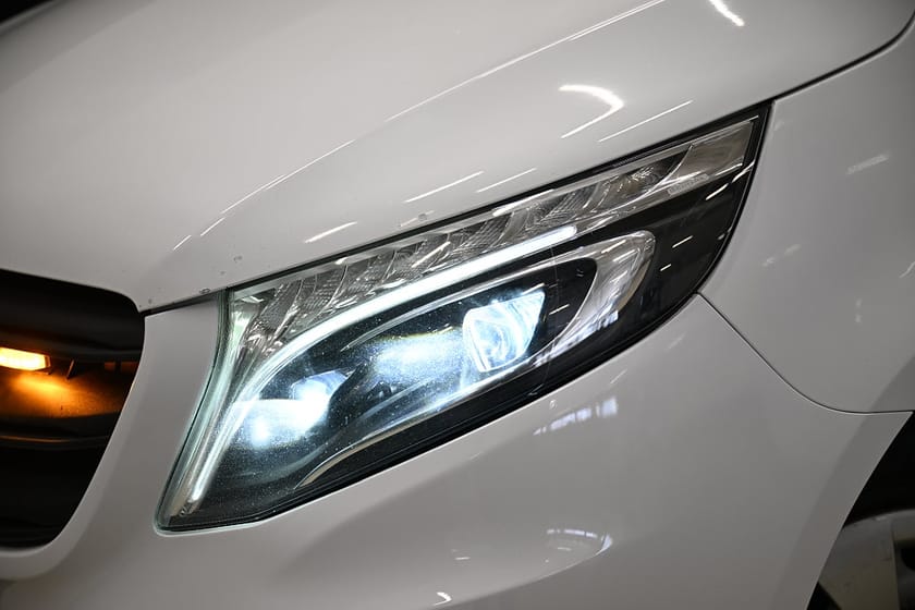 Bild 3 av Mercedes-Benz Vito 116 CDI 2.8t 163HK Automat|Inredd|LED|Nedlackad|SeUtr!