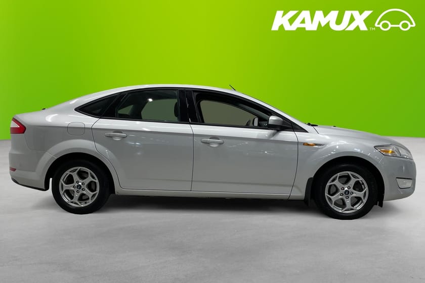 Bild 2 av Ford Mondeo Halvkombi Hatchback 2.0 TDCi Titanium GRILL PÅ KÖPET