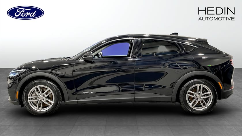 Bild 3 av Ford Mustang Mach-E Standard Range RWD 440km 269hk | Teknikpaket | B&O Ljud | 360 Kamera |