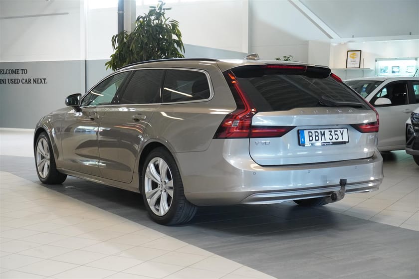 Bild 5 av Volvo V90 B 4 Geartronic Momentum Auto Drag 197hk Servad S-Däck
