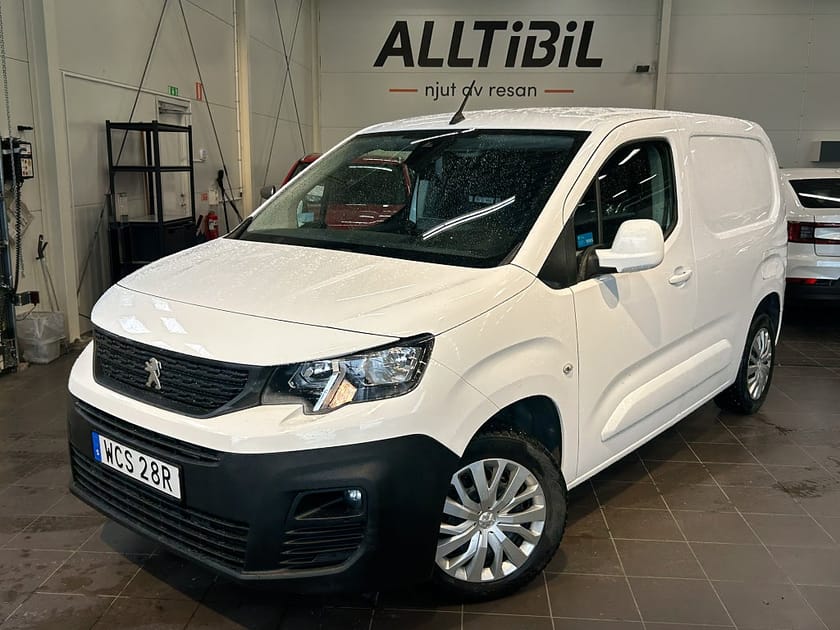 Bild 1 av Peugeot Partner Utökad Last PRO+ L1 130 AUT Drag/Värmare/Kamera/Kam Bytt