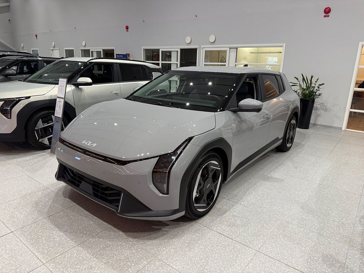 Kia EV4 2026
