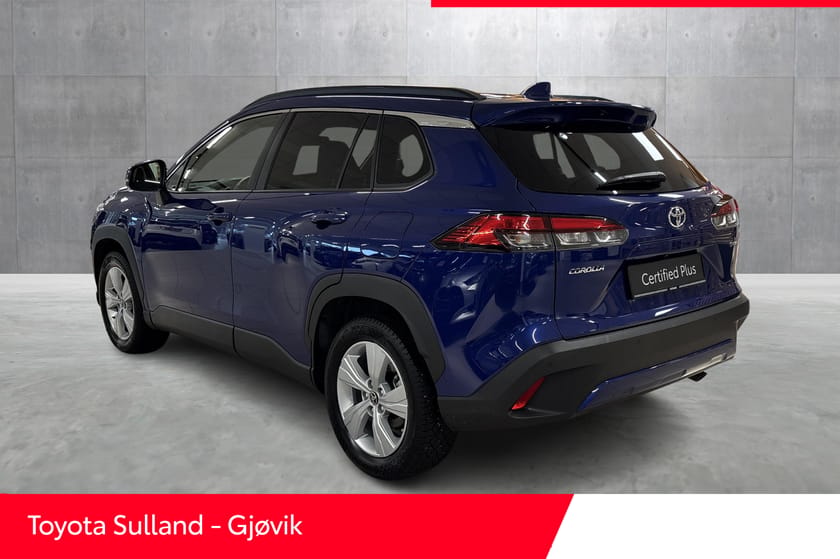 Bilde 3 av Toyota Corolla Cross Hybrid AWD-i Active Tech / AWD / Oppvarmet ratt /
