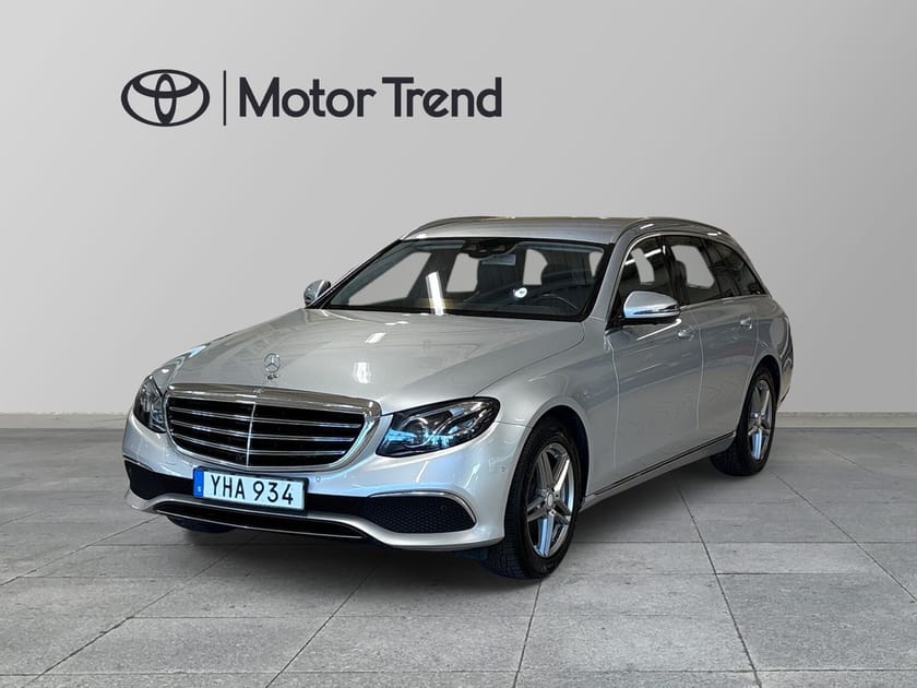 Bild 1 av Mercedes-Benz E 220 T d Exclusive Widescreen Drag Vhjul