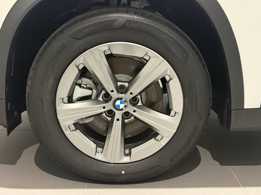 Bild 5 av BMW X1 xDrive25e Active Edition Drag Adpt Farth Rattvärme 17"