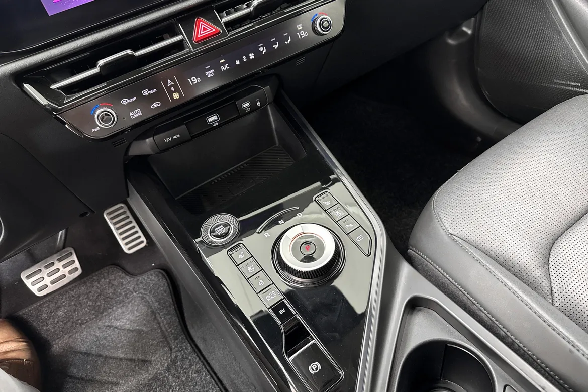 picture of a car