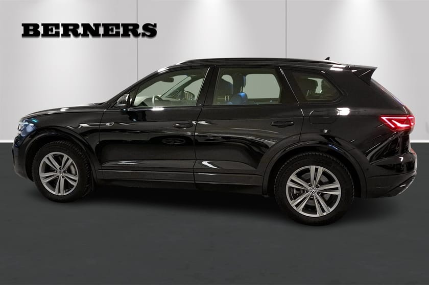 Bild 2 av Volkswagen Touareg R eHybrid R-Line 3.0 V6 TSI 4Motion, 462hk/Nightvisi