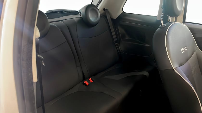 Bild 5 av Fiat 500 1.2 8V Lounge 69 Hk / Panorama / Interscope