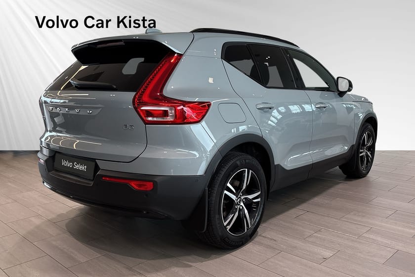 Bild 5 av Volvo XC40 B3 FWD Bensin Plus Dark