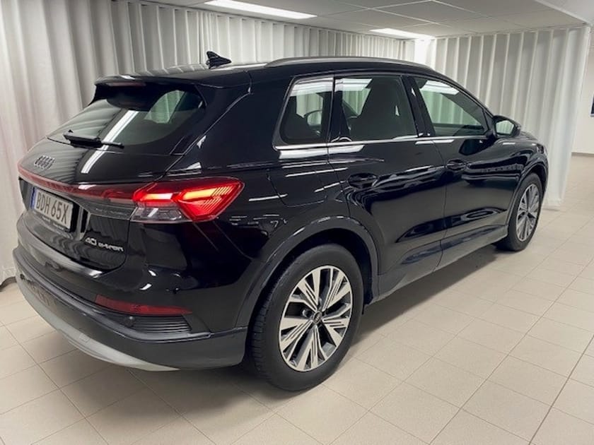 Bild 4 av Audi Q4 40 e-tron PROLINE 150,00 KW  "SE SPEC"