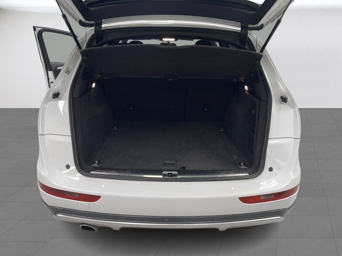 Audi Q5 2016 - miniatyr 10