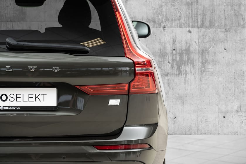 Bilde 4 av Volvo XC60 T6 AWD R-Design H-feste/Harman&Kardon/Pano/ACC ++
