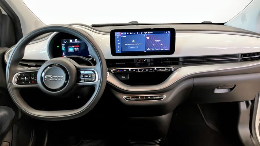 Bild 4 av Fiat 500e 42 kWh, 118hk, |Carplay|Navi|