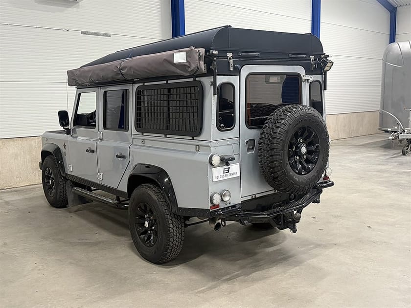 Bild 5 av Land Rover Defender 110 Kombi 2.4 TD4 122 HK 4x4 / Offroad Manufaktur /
