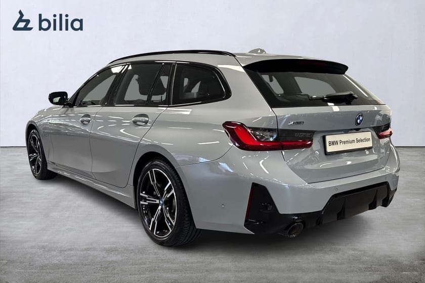 Bild 2 av BMW 330e xDrive Touring M-sport | Backkamera | Farth. | 18"