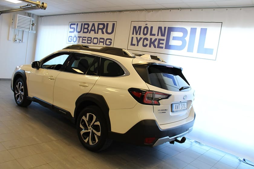 Bild 3 av Subaru Outback 2.5i Aut Touring *Värmare, Dragkrok,  Årsskatt 965kr*