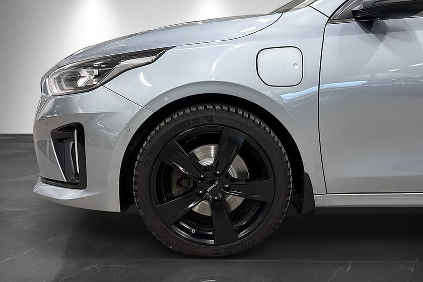 Bild 2 av Kia Ceed Sportswagon Plug-in Hybrid SW 141hk Advance Plus Pano Drag MoK-värm