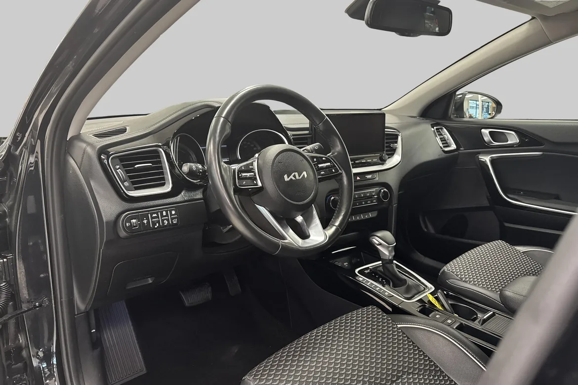 picture of a car