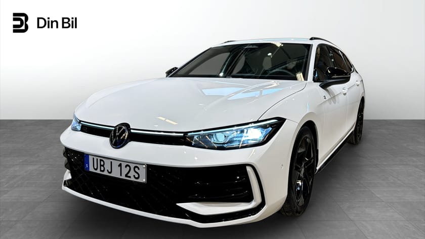 Bild 1 av Volkswagen Passat Sportscombi R-Line Black TDI193 DSG 4M Drag
