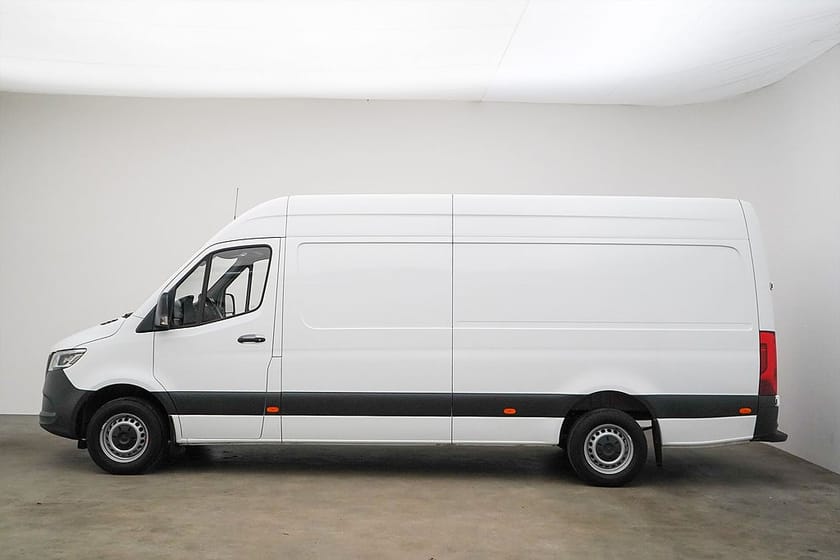 Bild 3 av Mercedes-Benz Sprinter 317 CDI RWD Panel Van / 170hk / LED / Moms / Värmare