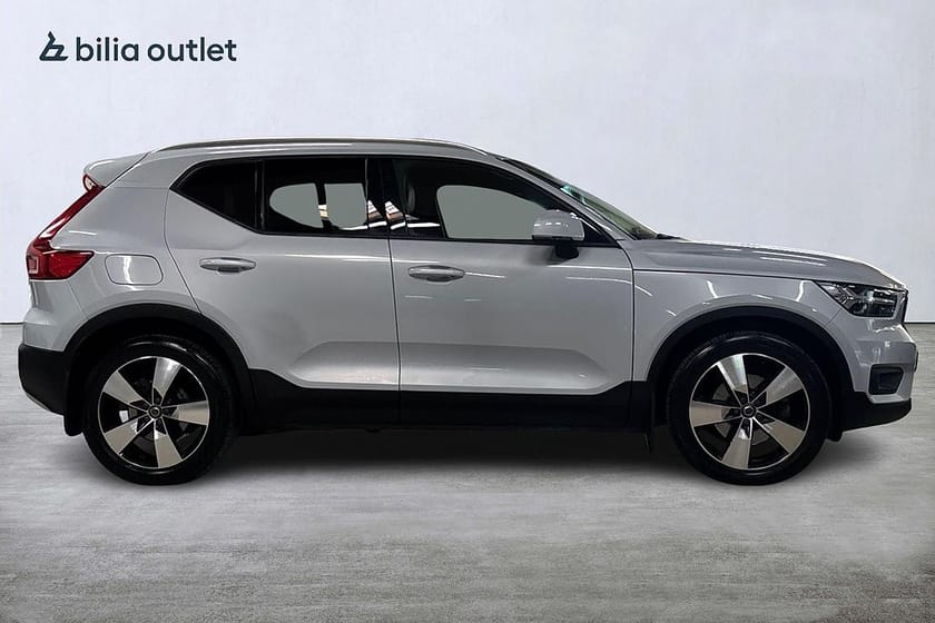 Bild 5 av Volvo XC40 D4 AWD Momentum Adv Edt 190hk Navi Drag BLIS Backkamera